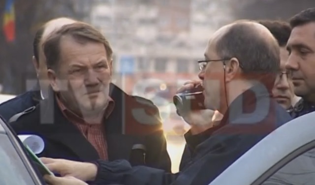 Ilie Lungu a fost condamnat să dea cu mătura, pentru mita de 500 de lei