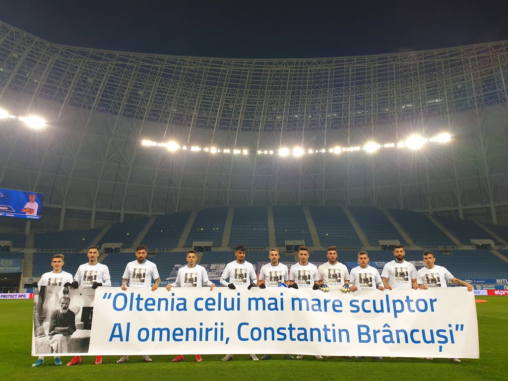 Gest superb al fotbaliștilor de la CSU Craiova de Ziua Brâncuși