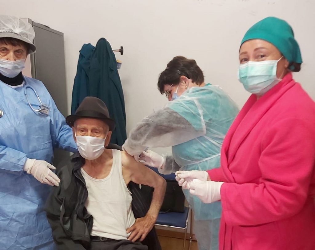 Un gorjean de 91 de ani s-a vaccinat anti COVID-19