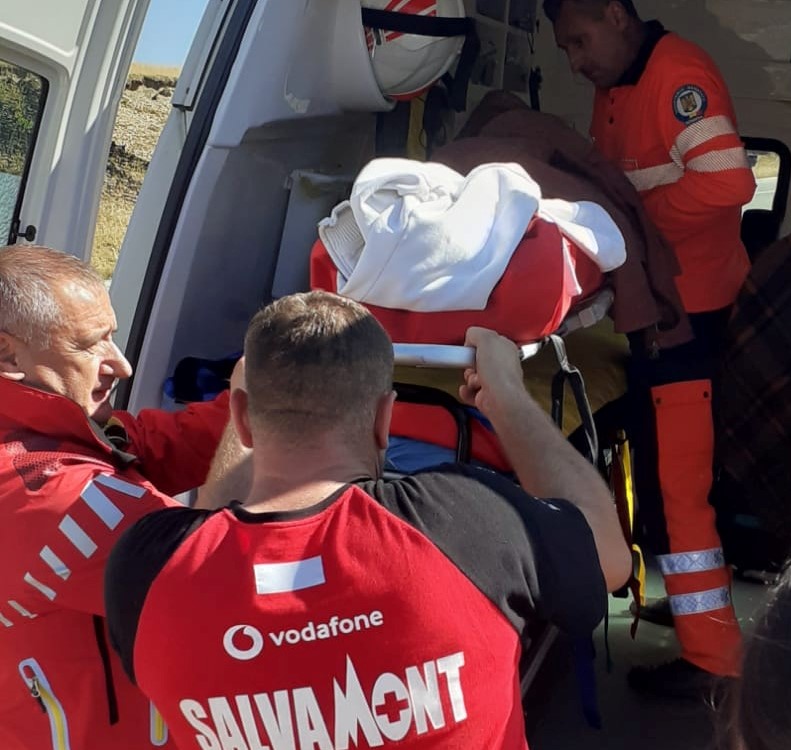Turist rănit în Munții Parâng. Salvamontiștii au intervenit
