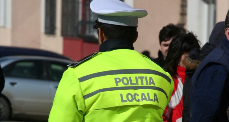 Polițist local depistat sub influența alcoolului în timpul serviciului