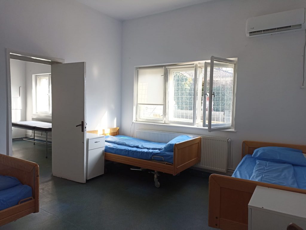 Primii pacienți la Centrul de Evaluare COVID din Târgu Jiu