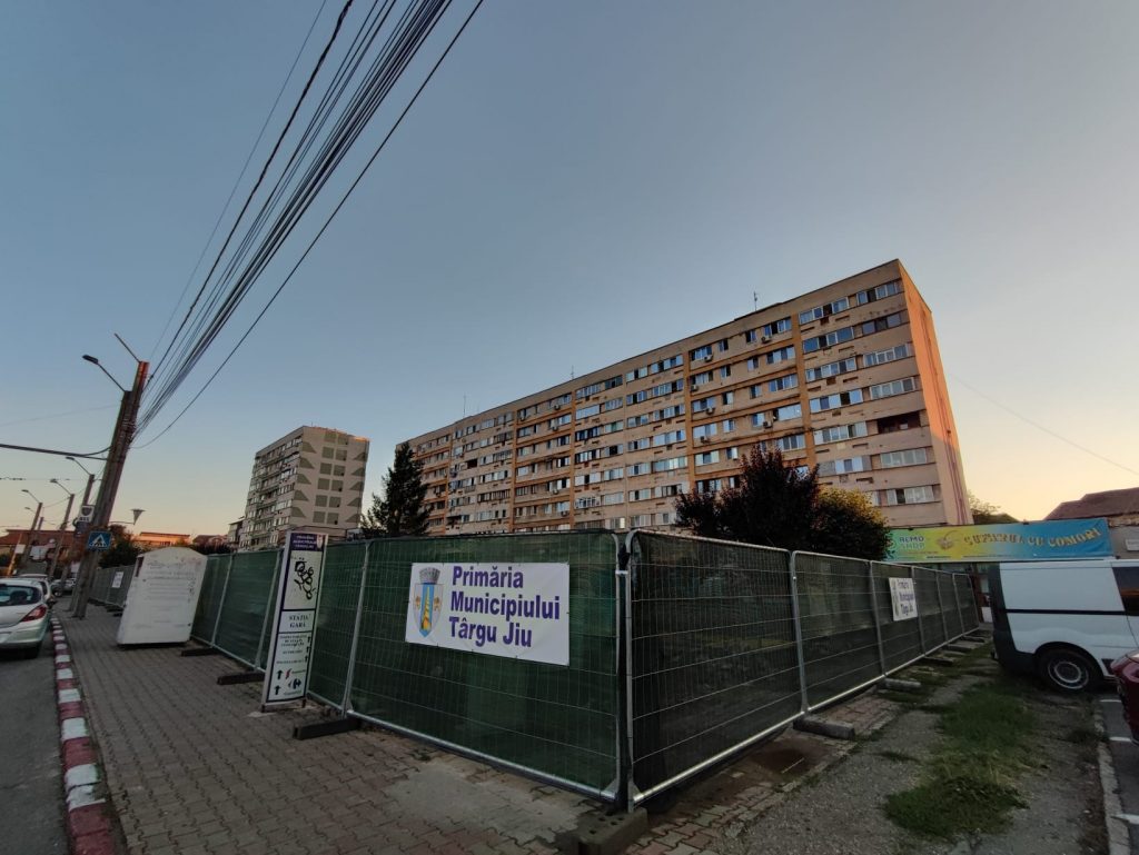 Au început lucrările de modernizare a parcului din zona Gării