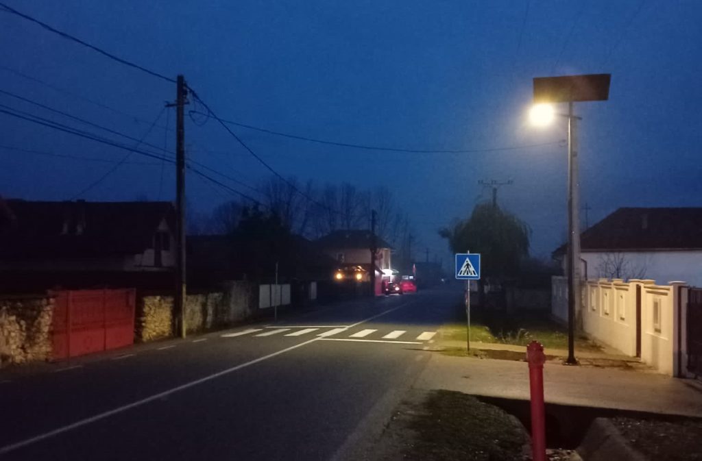 30 de treceri de pietoni de pe drumurile județene, iluminate