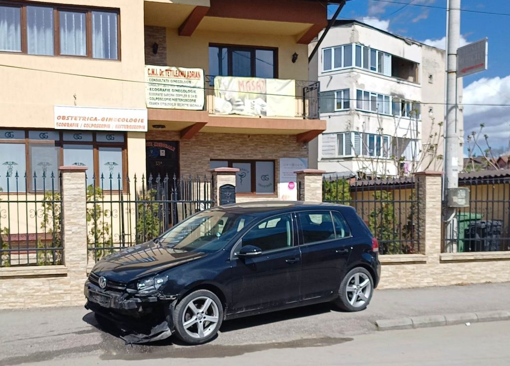 Accident în Târgu Jiu produs de un șofer băut și fără permis de conducere
