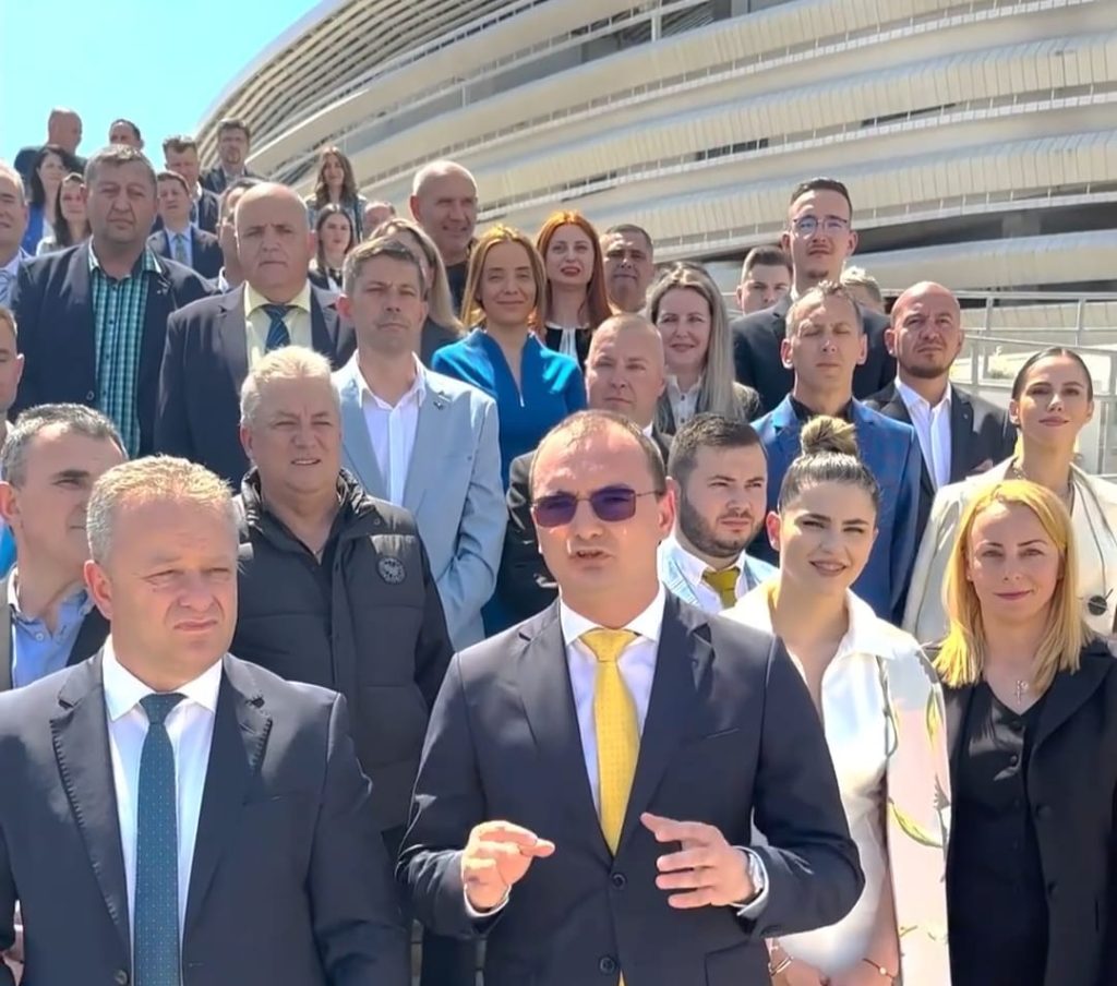 Cine sunt candidații PNL la Consiliul Local Târgu Jiu. Lista a fost depusă la Biroul Electoral Județean