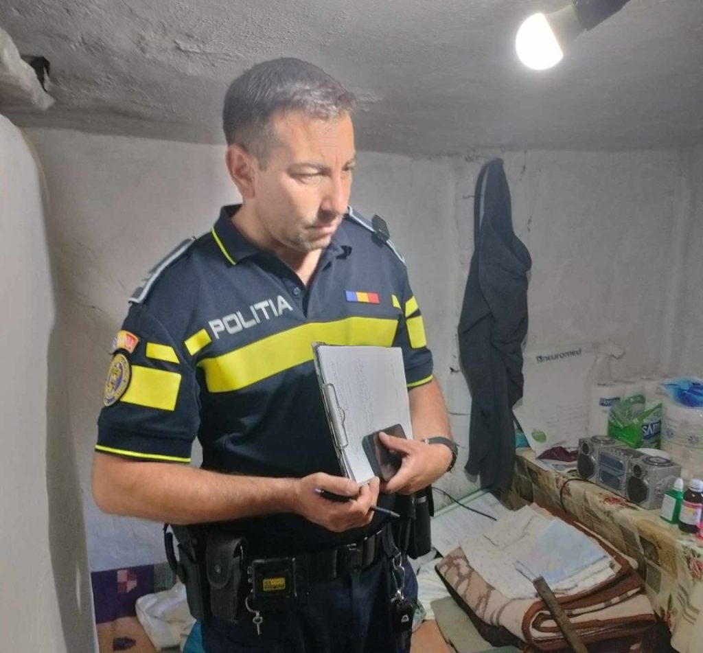 Gest de omenie a unui polițist: a dus alimente unei persoane bolnave