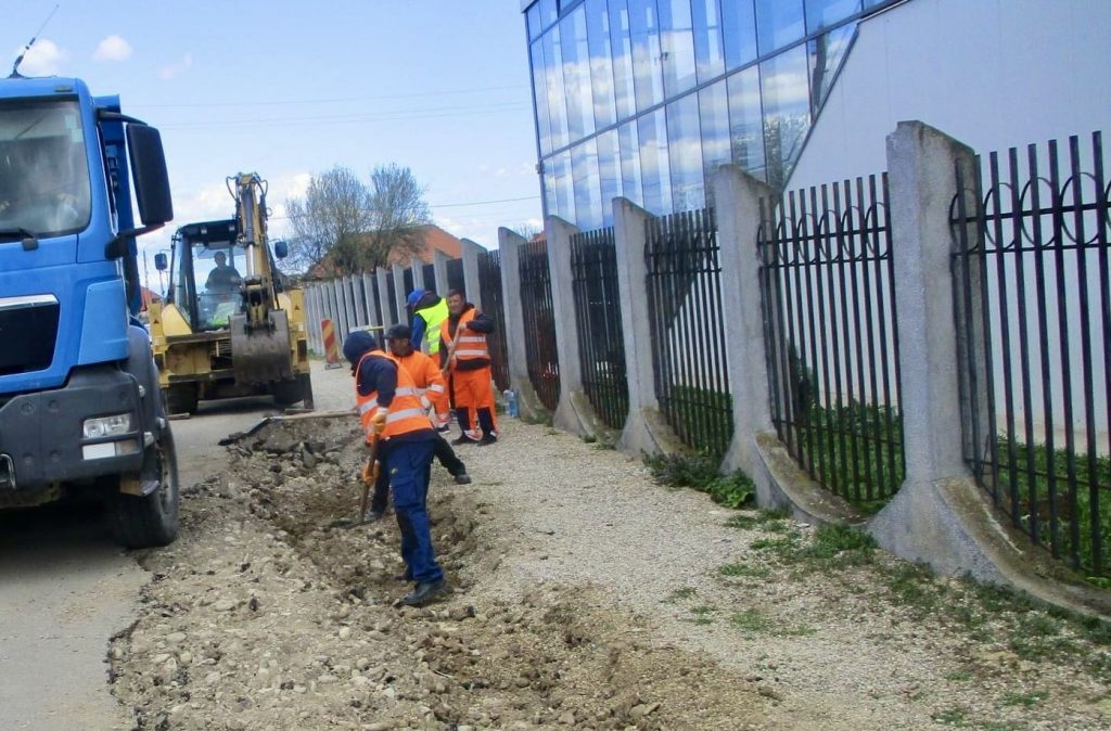 Bălești: Au început lucrările de modernizare a drumurilor din satul Ceauru