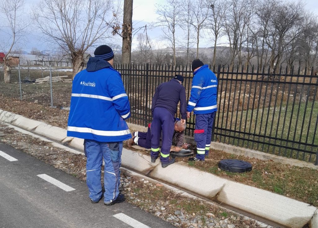 Acțiune de debranșare de la apă din cauza datoriilor în Baia de Fier