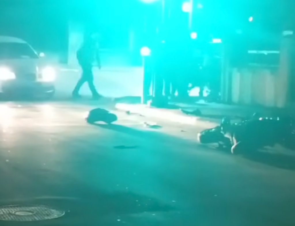 Motociclistă de 17 ani, rănită într-un accident care a avut loc în fața Parcului Central