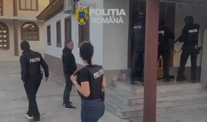 Percheziție la o locuință din Târgu Jiu, într-un caz de furt