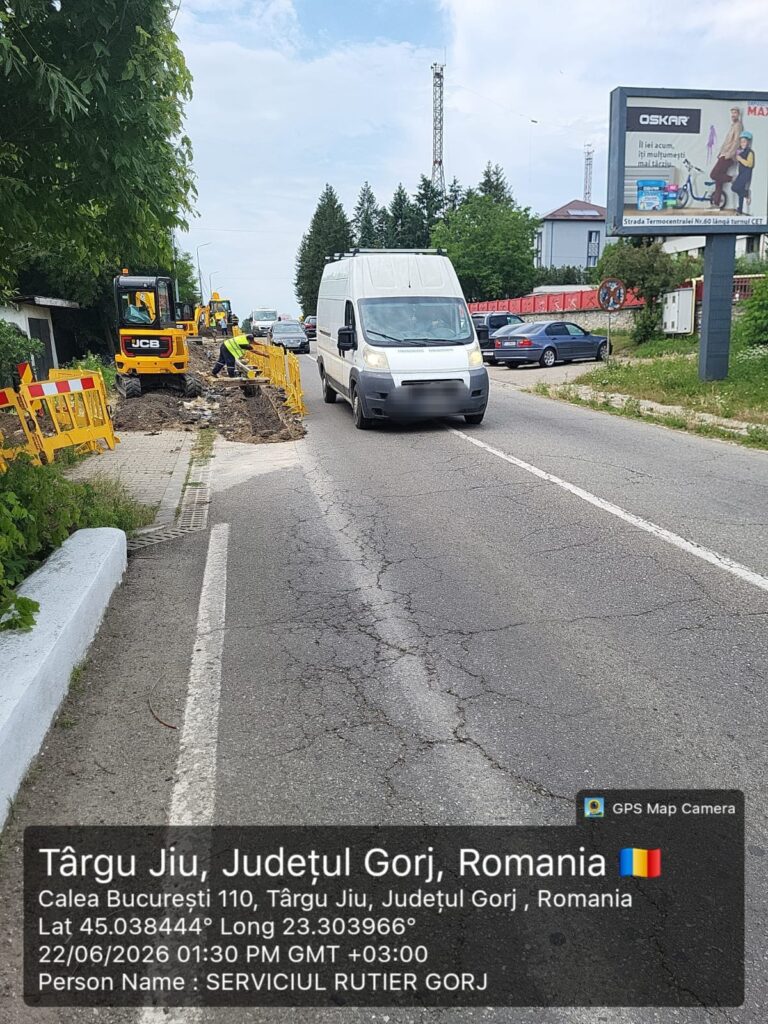 Firmă care execută lucrări pe o stradă din Târgu Jiu, amendată de polițiști