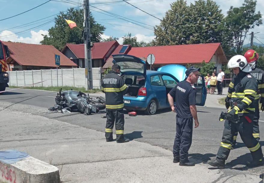 Cum a avut loc accidentul de la Peștișani, în urma căruia trei persoane au fost rănite. Motociclist polonez, în stare gravă