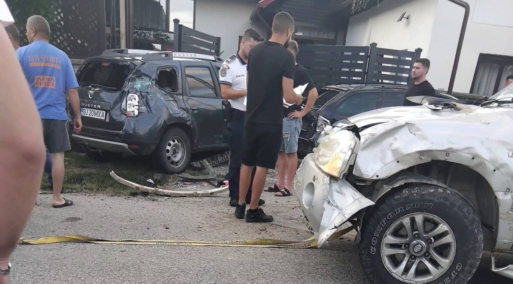 Accident rutier cu patru autoturisme implicate în localitatea Crasna